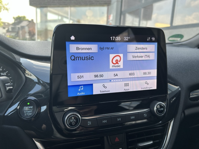Ford Fiesta 1.0 EcoBoost 95pk 5dr ST-Line — photo 20