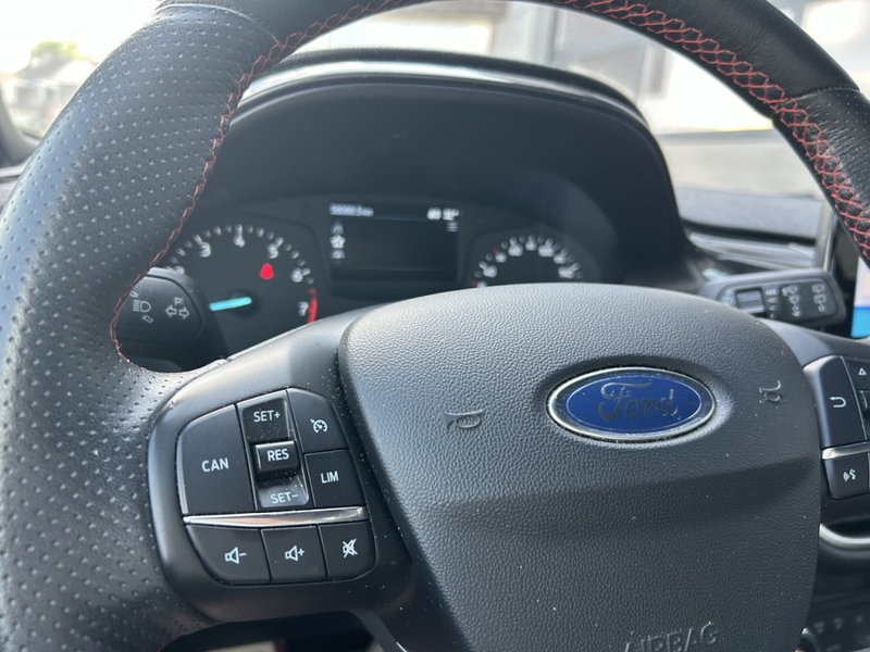 Ford Fiesta 1.0 EcoBoost 95pk 5dr ST-Line — photo 18