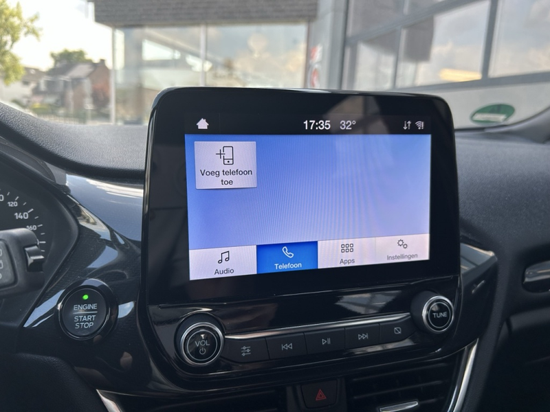 Ford Fiesta 1.0 EcoBoost 95pk 5dr ST-Line — photo 21