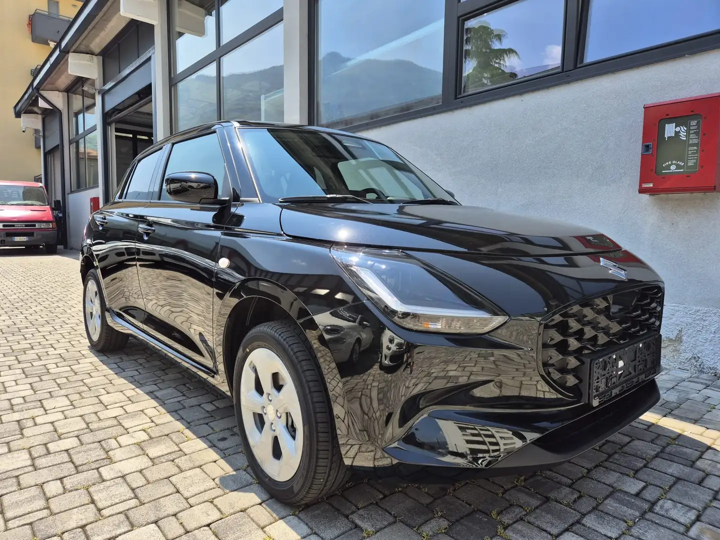 Suzuki Swift 1.2 hybrid 4wd allgrip Nero - 1