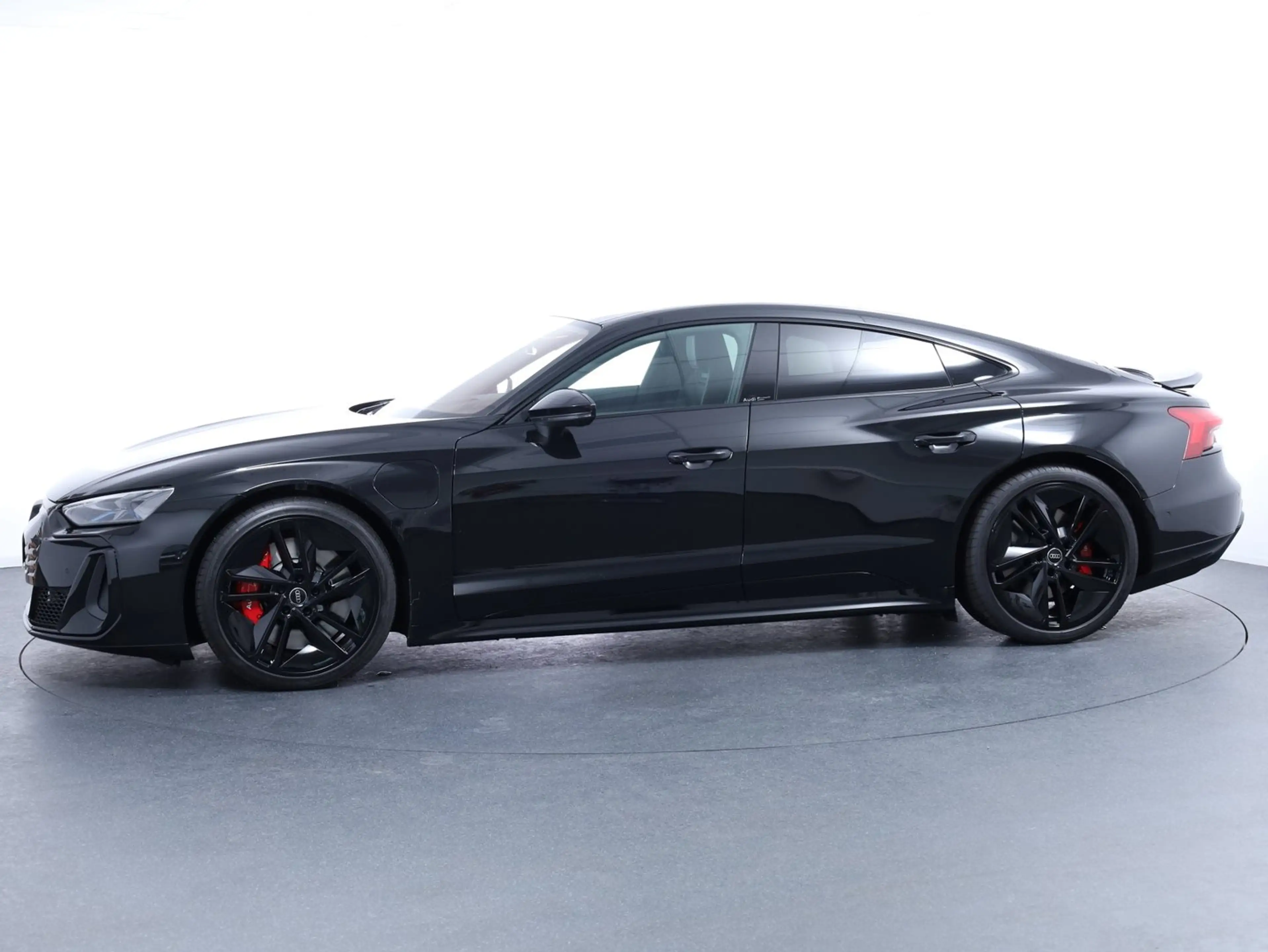 Audi e-tron GT Audi S e-tron GT — photo 8
