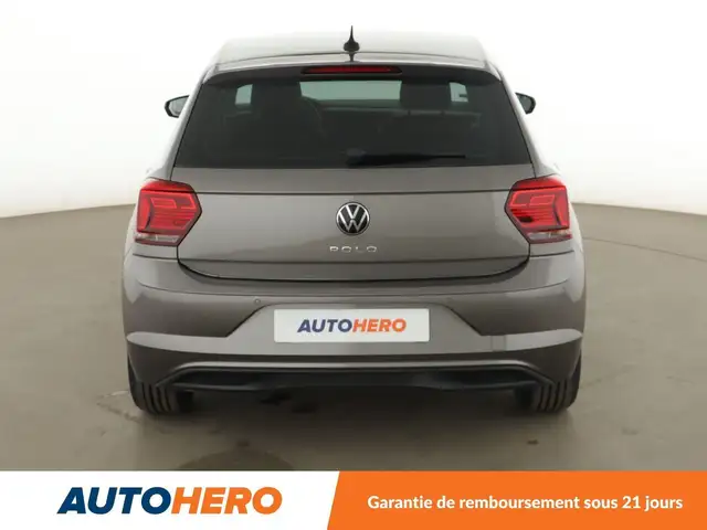Volkswagen Polo view 5