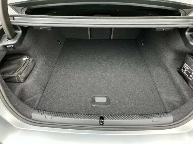 BMW i5 xDrive40 Limousine G60 Ansicht 10