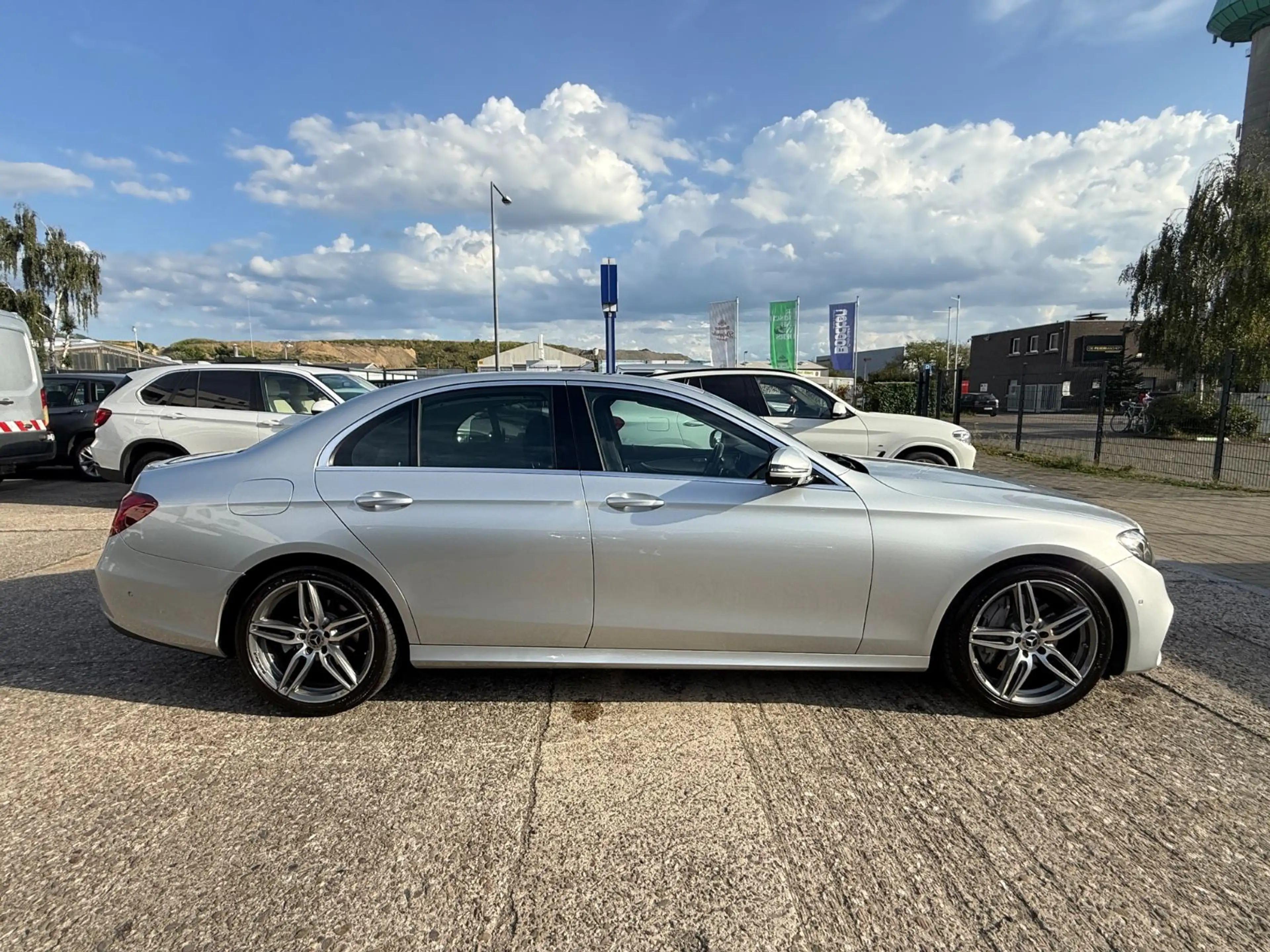 Mercedes-Benz E 200 d/AMG-Line/ACC/Ambiente/360°/KeyLess/LED — photo 5