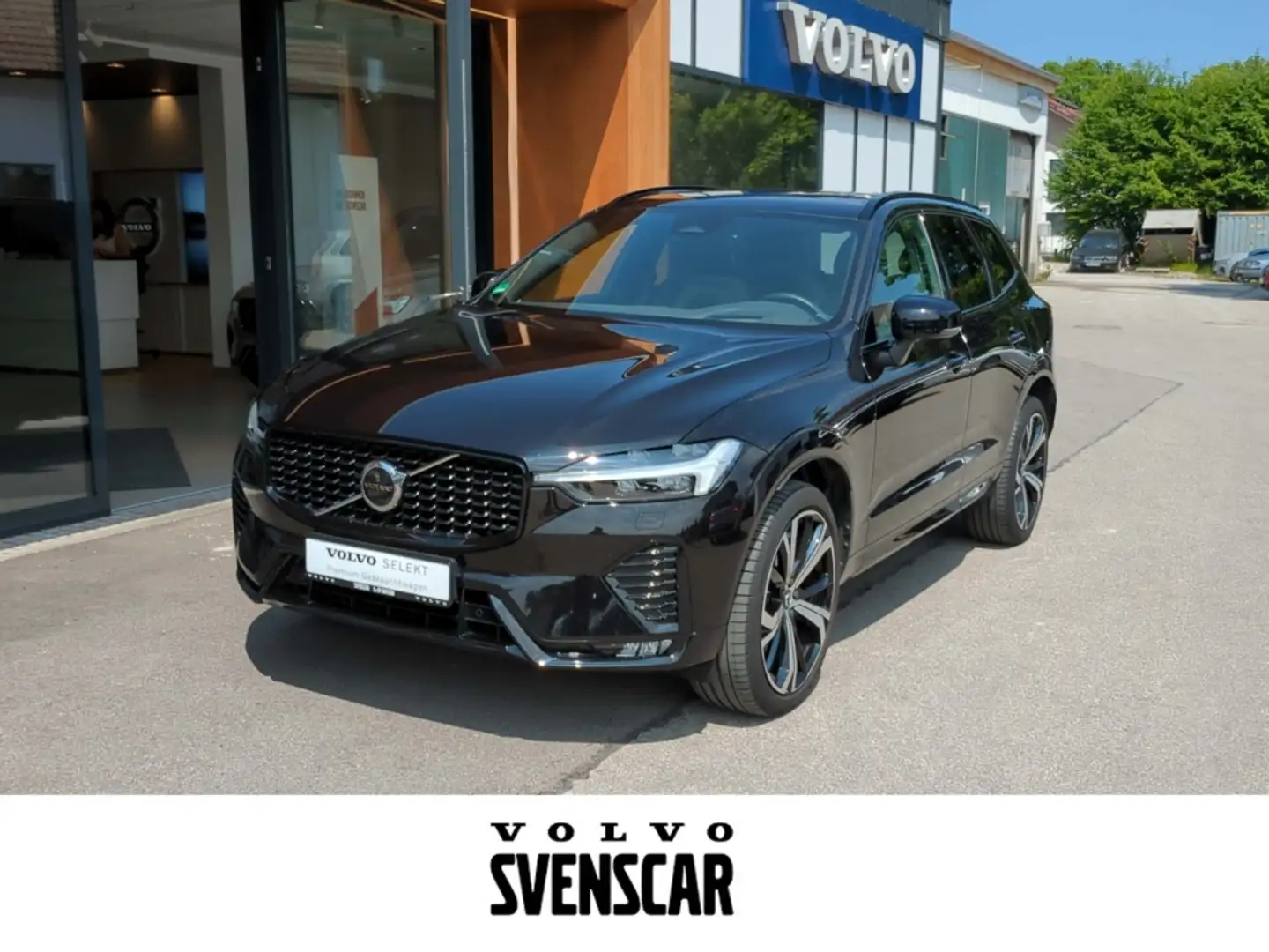 Volvo XC60 Ultimate Dark AWD B5 Diesel EU6d HUD StandHZG AHK Schwarz - 1