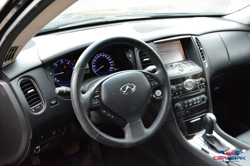 Infiniti EX30 30d GT Premium DPF Aut. — photo 3