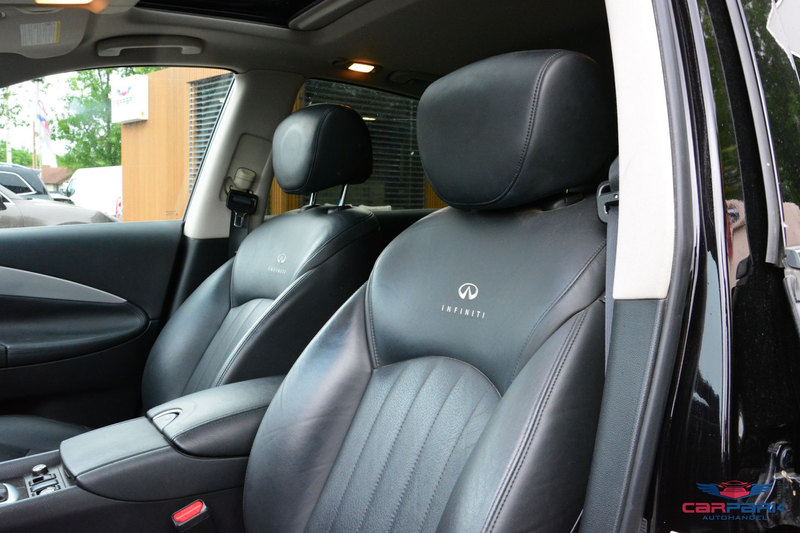 Infiniti EX30 30d GT Premium DPF Aut. — photo 9