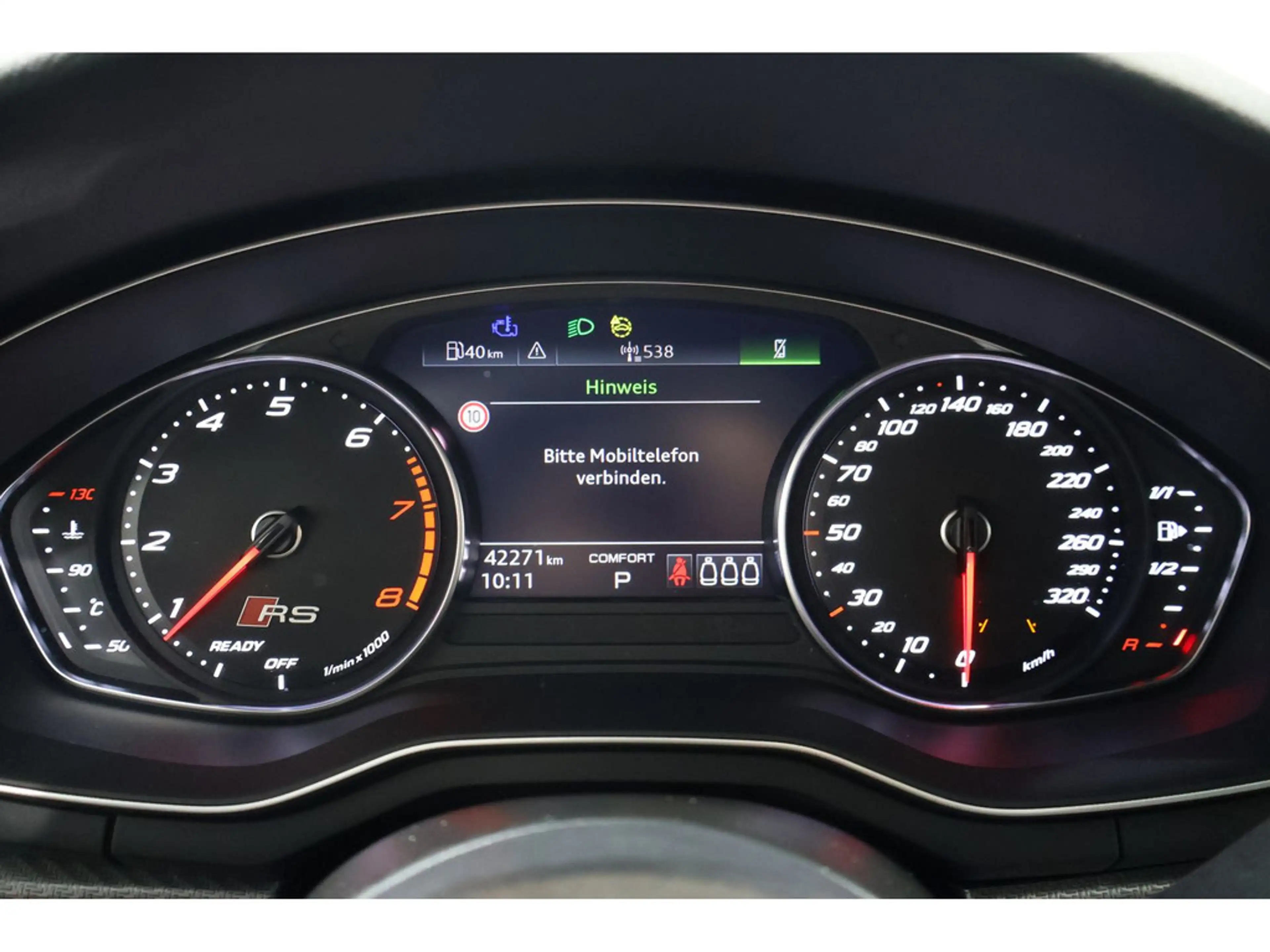 Audi RS4 — photo 12