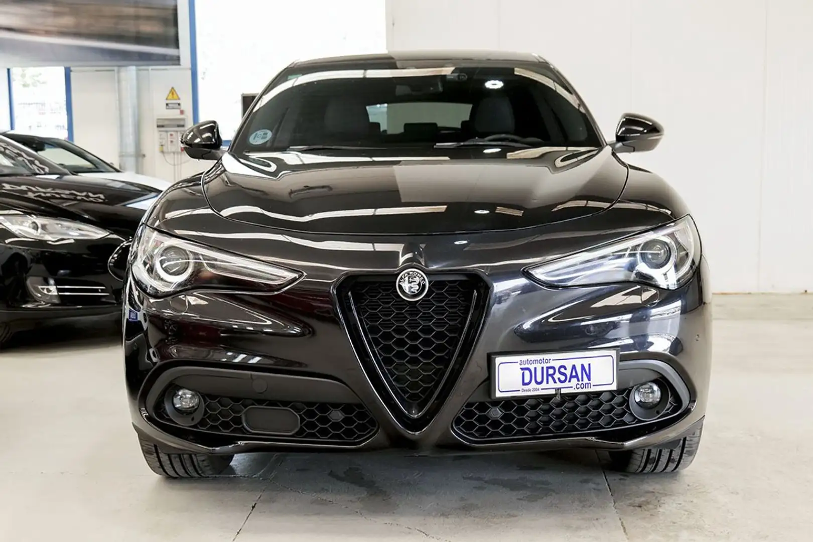 Alfa Romeo Stelvio 2.2 Diesel 154kW 210CV Executive Q4 Schwarz - 2