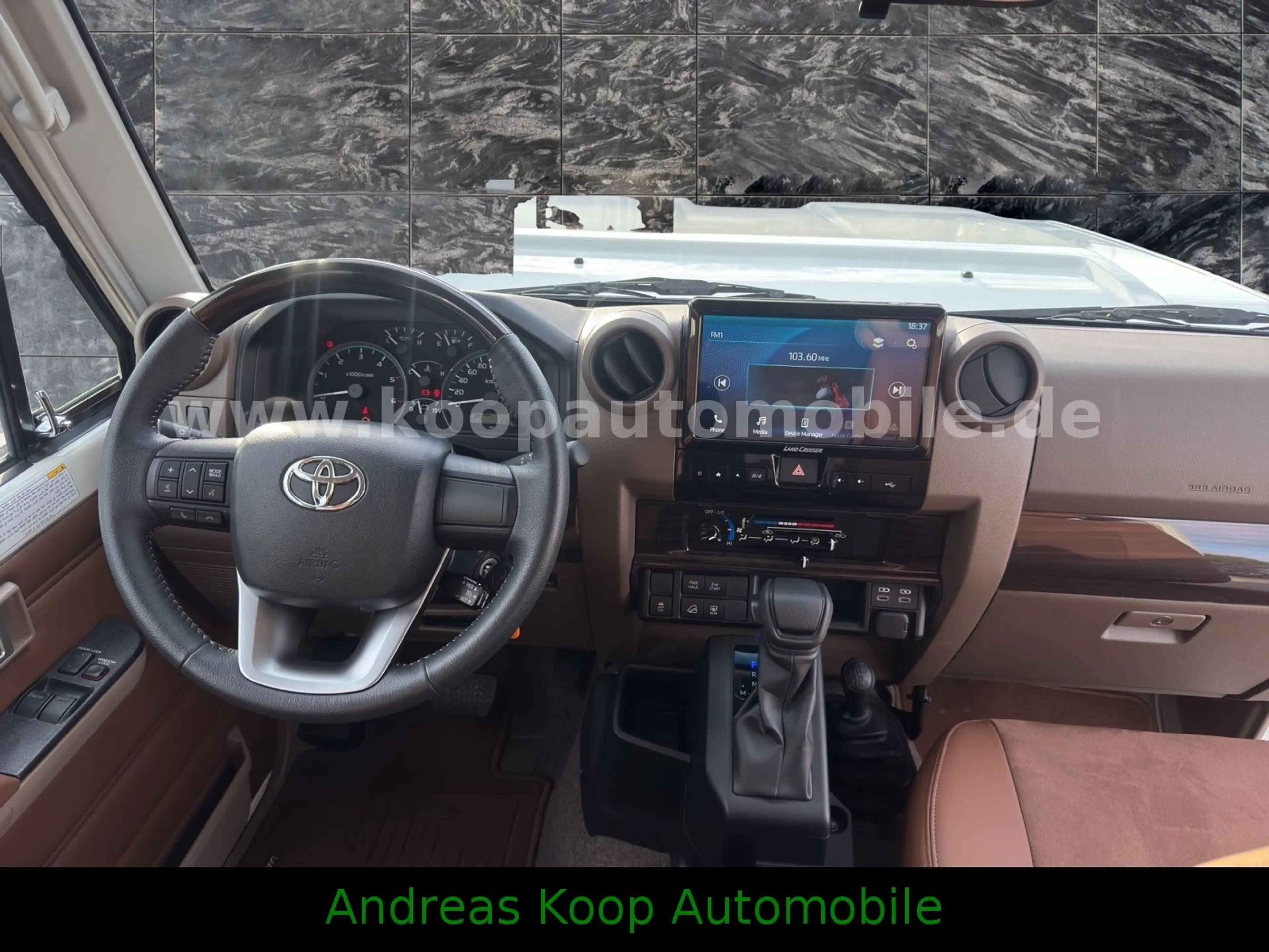 Toyota Land Cruiser GDJ 71 LX-Z Autom Alu Leder SOFORT — photo 6