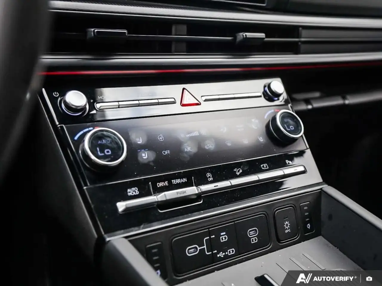 Hyundai SANTA FE снимка Hyundai SANTA FE