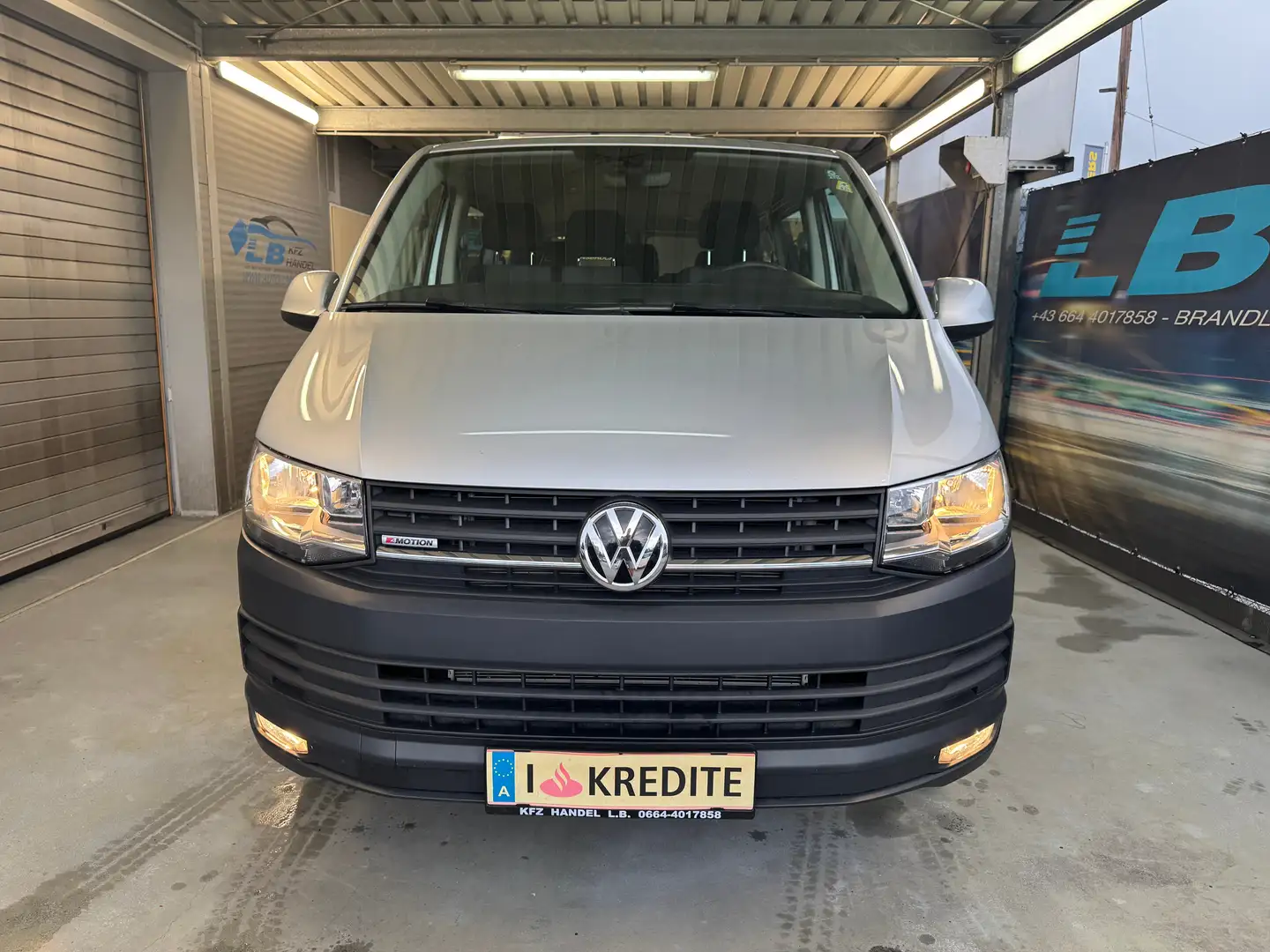 Volkswagen T6 Kombi T6 Kombi lang 4Motion Gris - 2