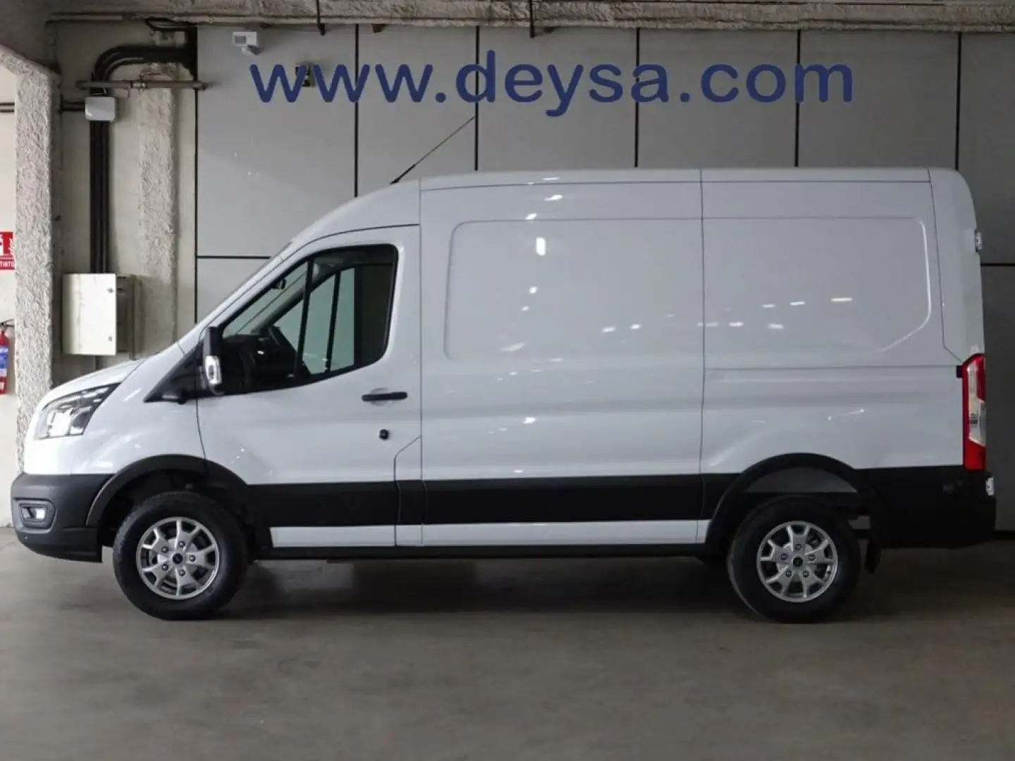 Ford Transit VAN TRACCIÓN TRASERA FT 350L2 TREND N1 BE Blanco - 2