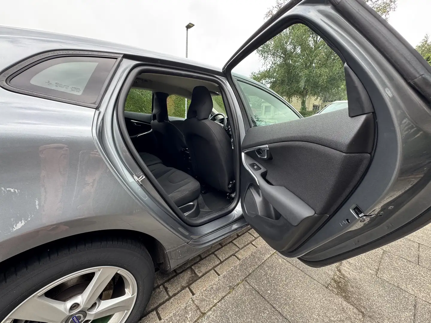 Volvo V40 You! Grey - 2