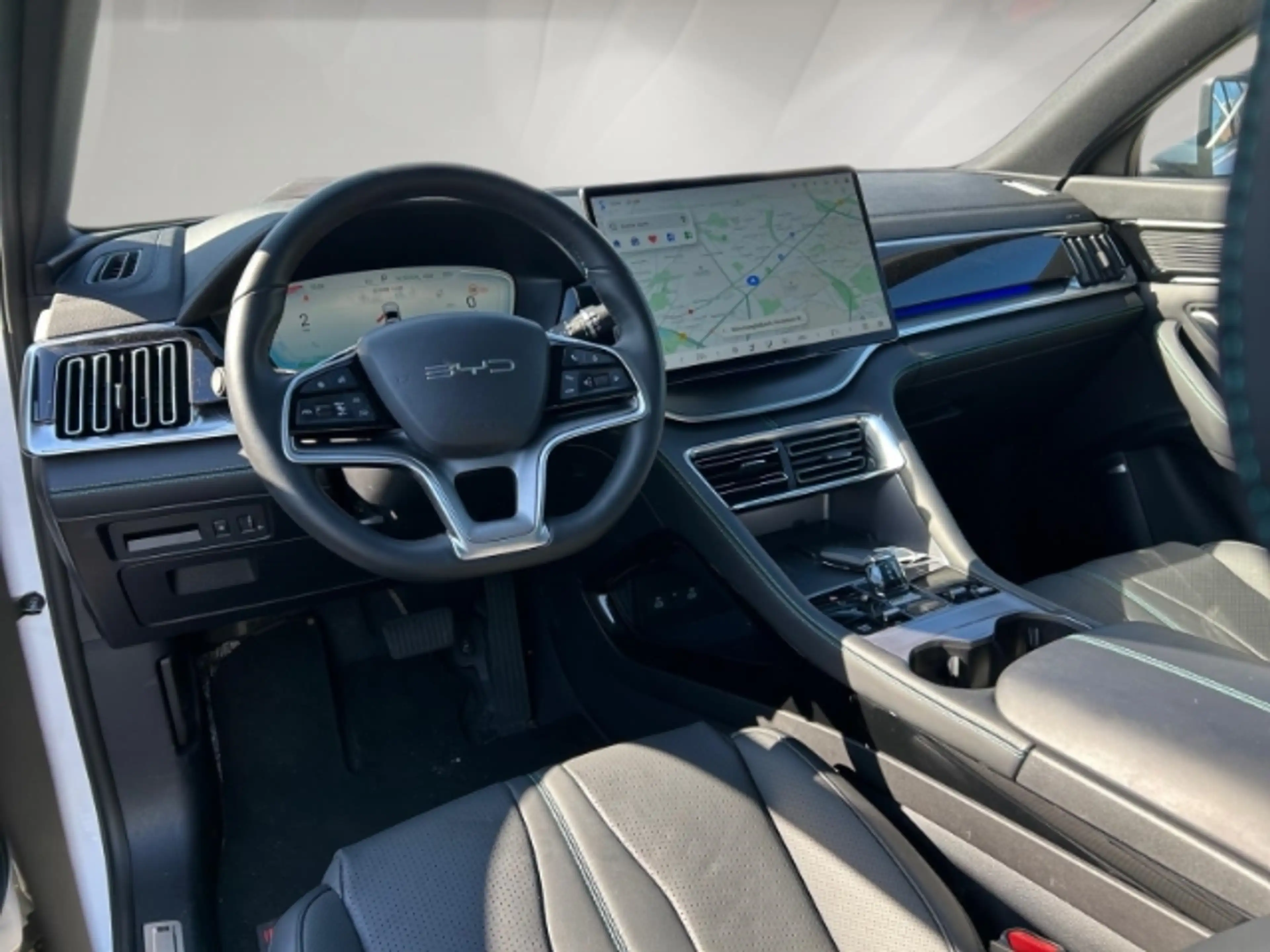 BYD Seal U Design AWD El. Panodach Navi Leder Digitales Cockp — photo 11