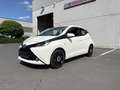 Toyota Aygo x-play Blanc - thumbnail 1