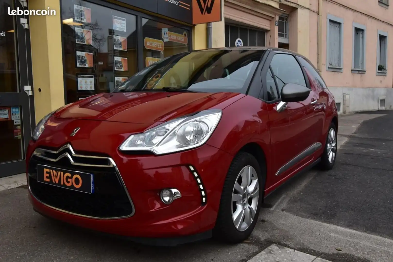 Citroen DS3 Citroën 1.2 110 CH SOCHIC GARANTIE 6 MOIS Rouge - 2