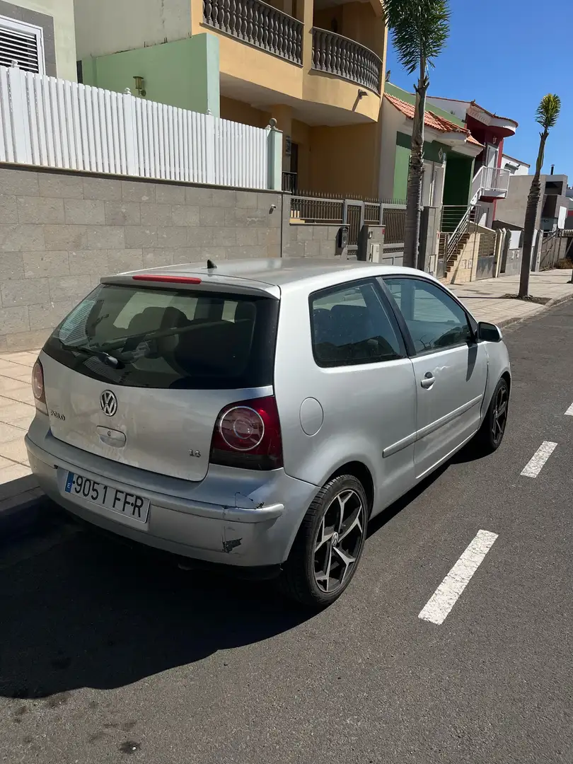 Volkswagen Polo 1.4 - 2