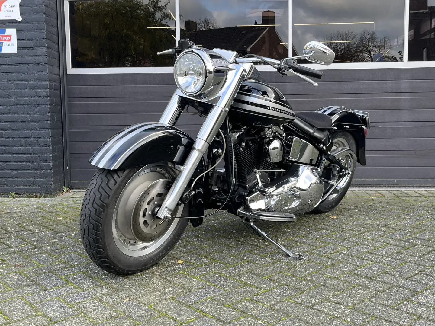 Harley-Davidson Fat Boy FLSTF Vance&Hines NL BIke Schwarz - 2