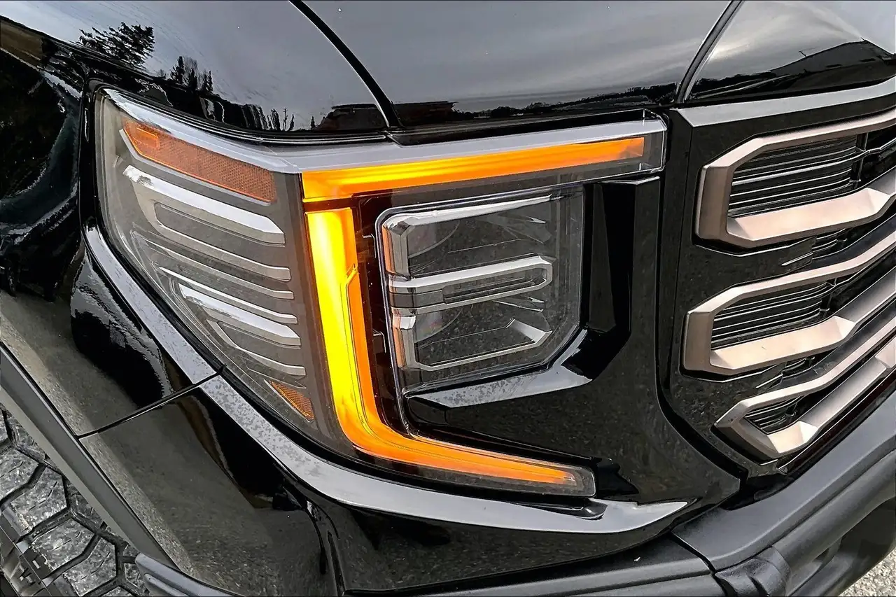 GMC Sierra 1500 снимка GMC Sierra 1500