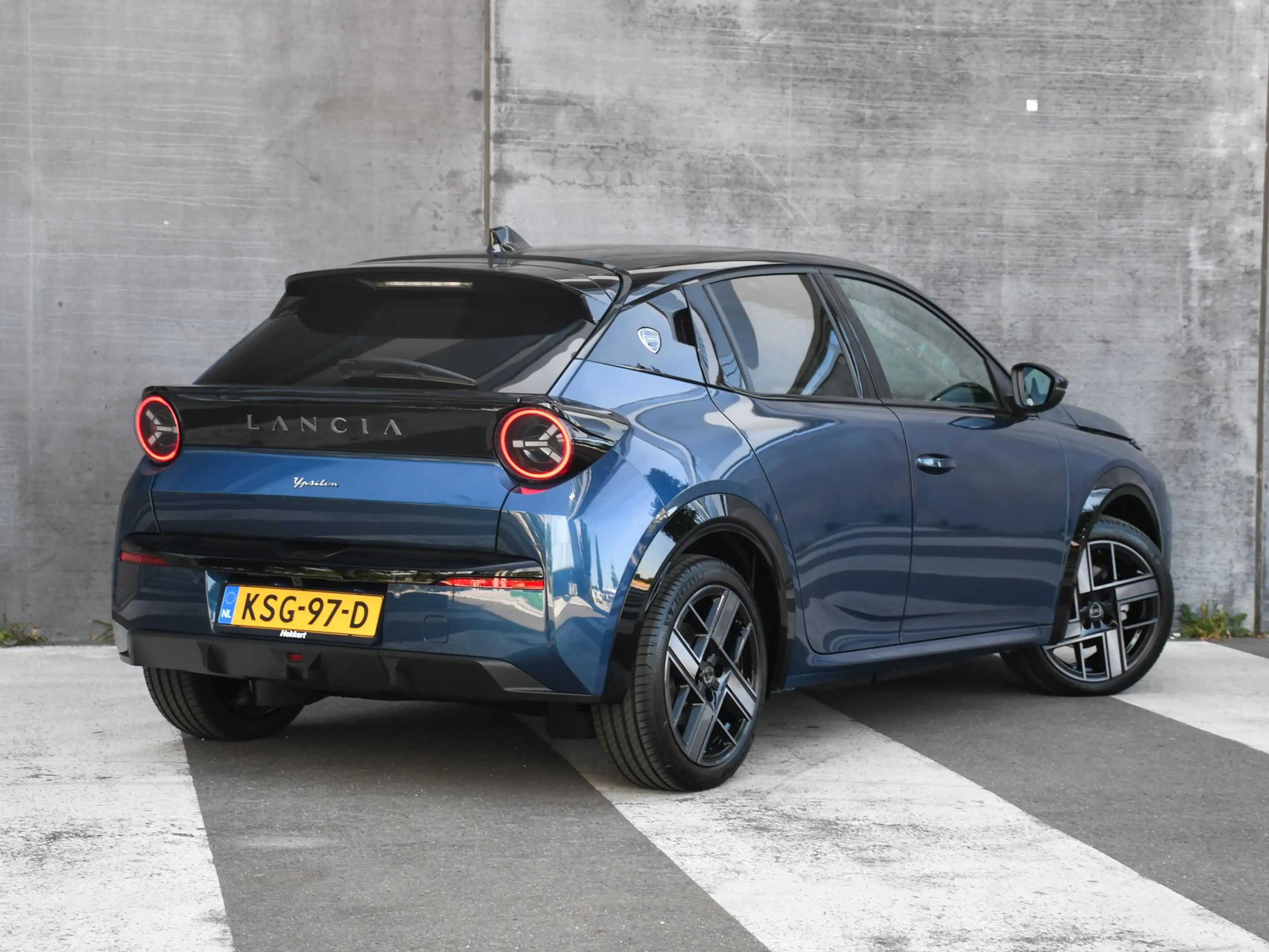 Lancia Ypsilon Edizione Limitata 51 kWh 156pk Automaat VOORCONDIT — photo 6