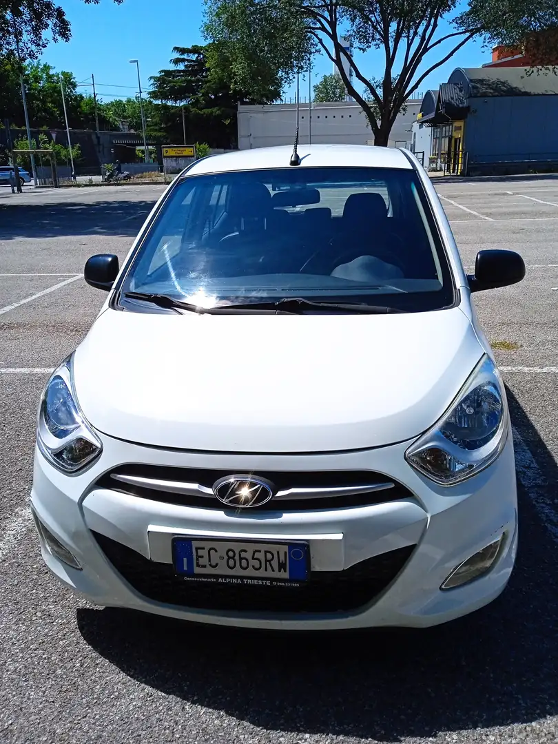 Hyundai i10 i10 1.1 World Cup LE Bianco - 2