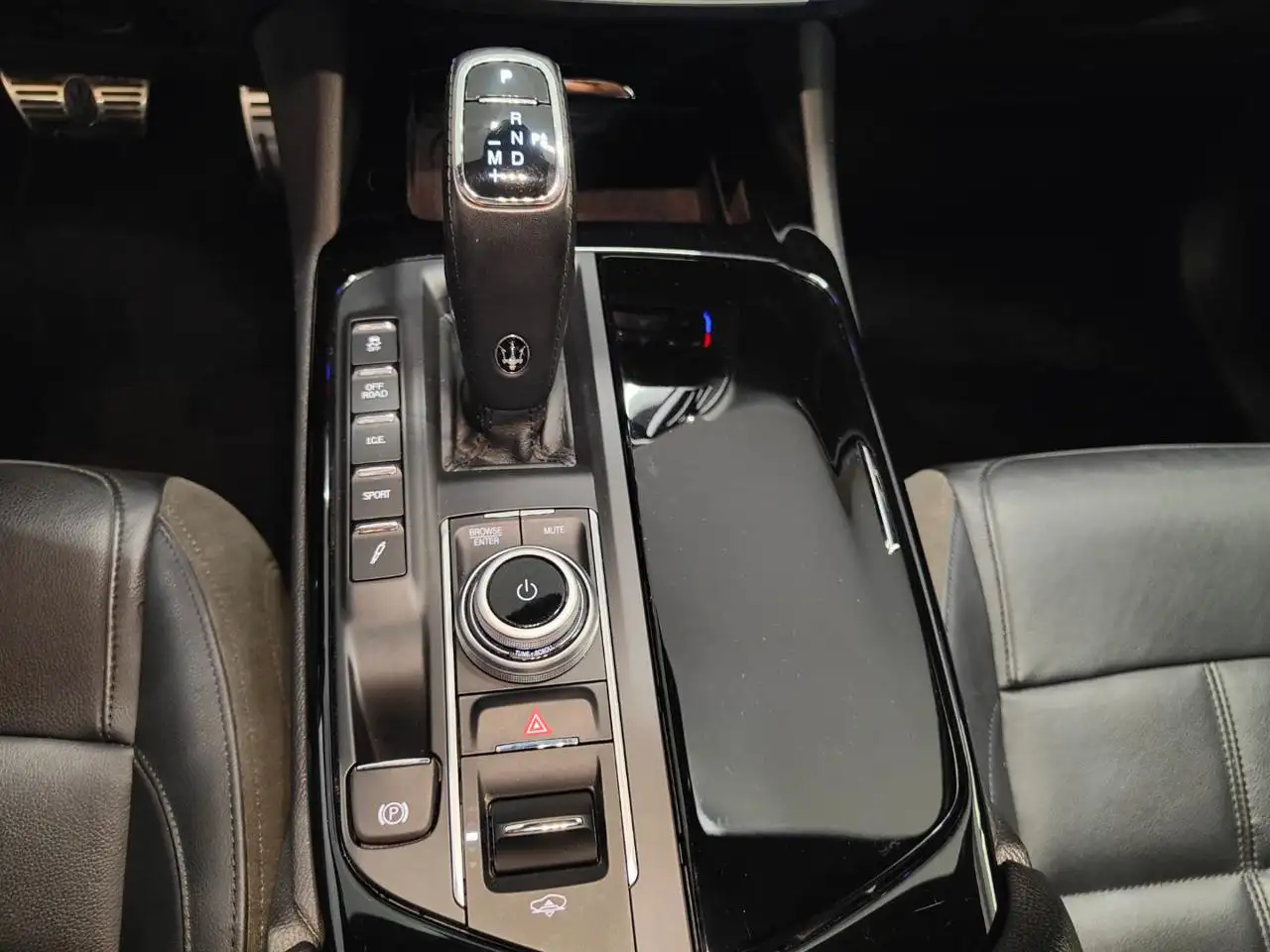 Maserati Levante GT 2022 HYBRID 4X4 DA 330 CV TETTO E SOSPENSIONI, миниатюра 22