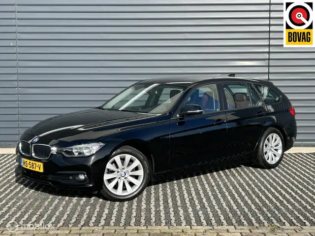 BMW 316 3-serie Touring 316d Corporate Lease Essential | L