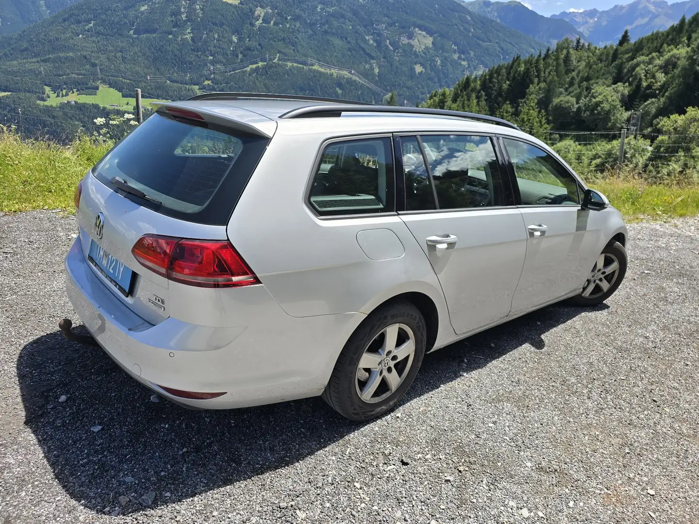 Volkswagen Golf Variant Trendline BMT 1,6 TDI Plateado - 2