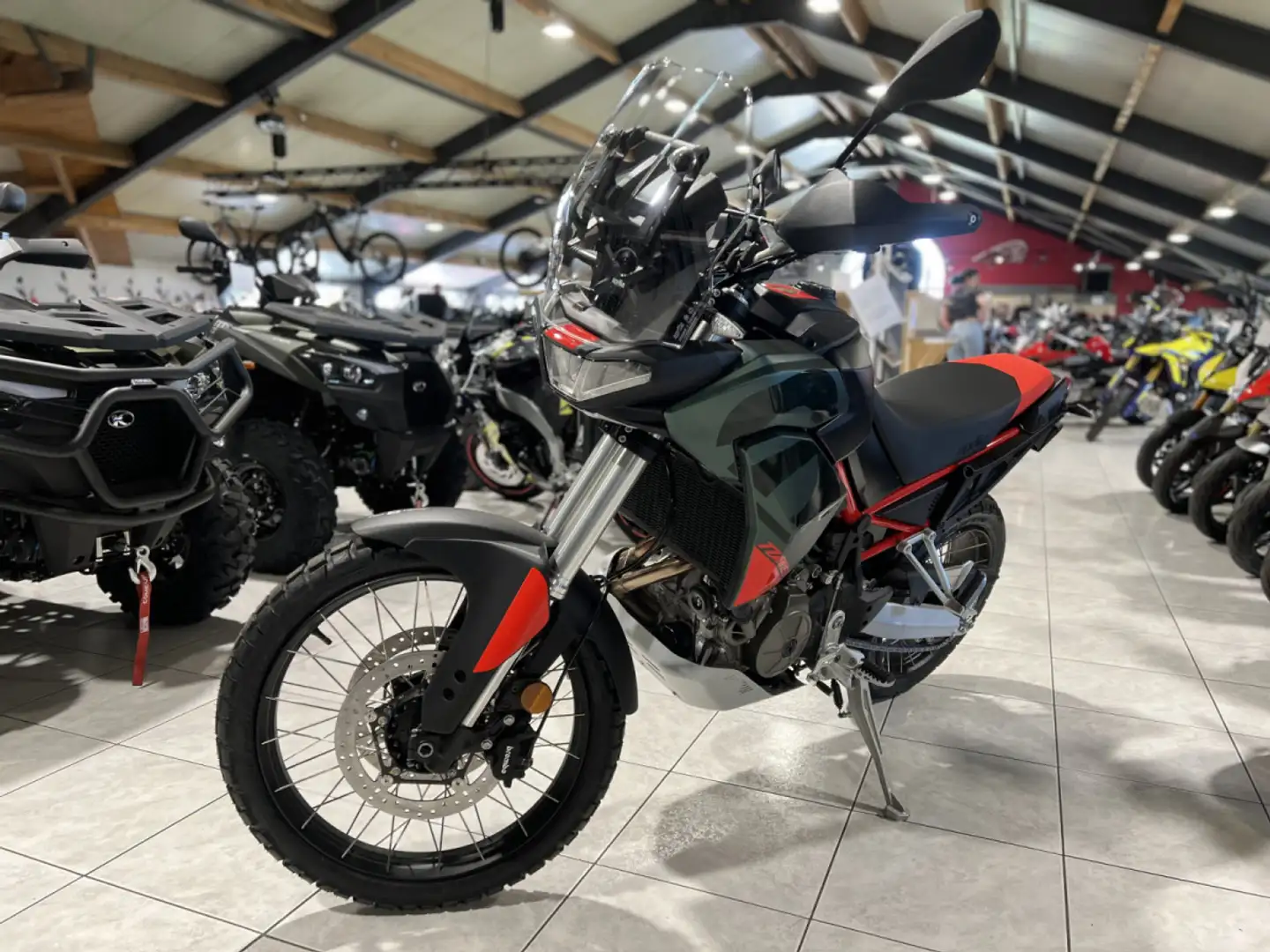 Aprilia Tuareg 660 Tornado Green disponible aussi en 35 KW Verde - 2