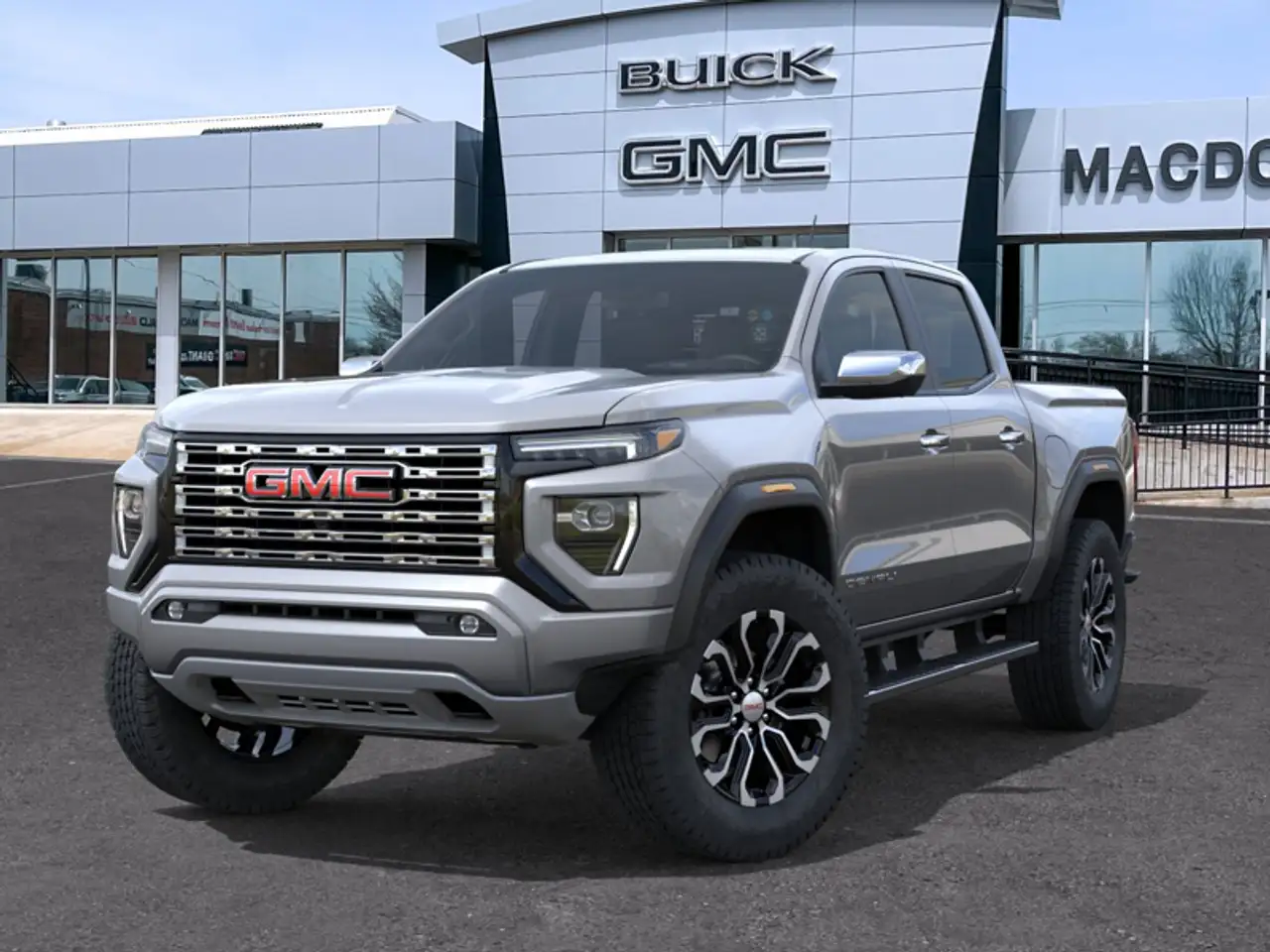 GMC Canyon photo GMC Canyon