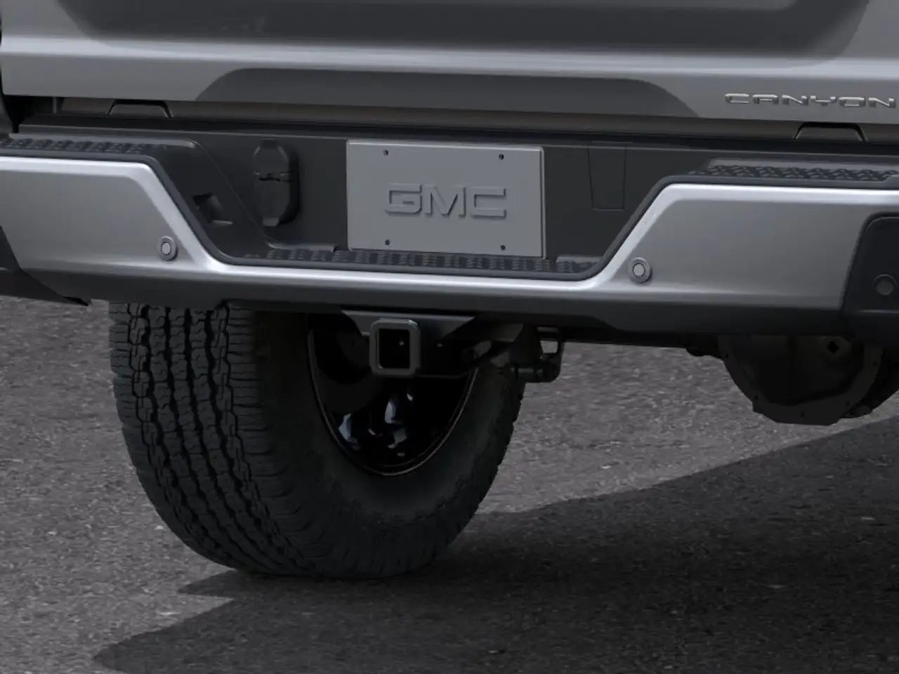 GMC Canyon photo GMC Canyon