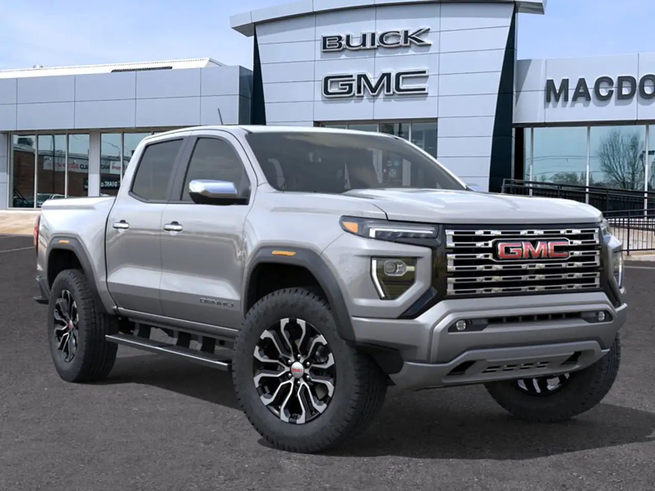 GMC Canyon photo GMC Canyon