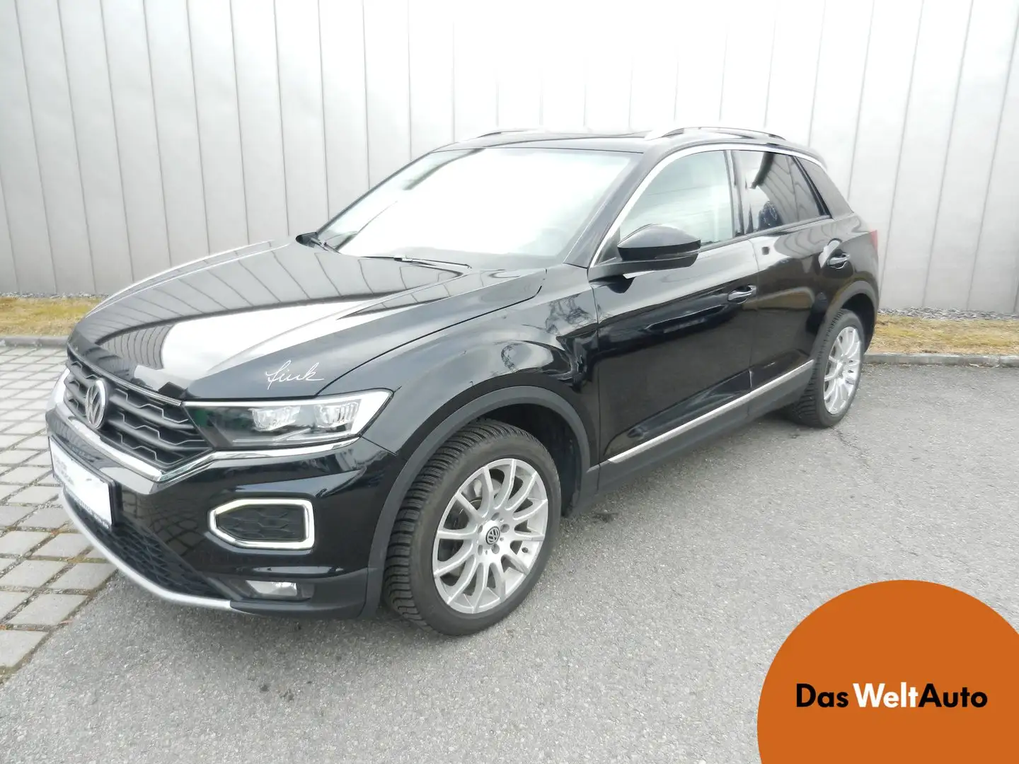 Volkswagen T-Roc Sport TDI SCR 4MOTION DSG Zwart - 1