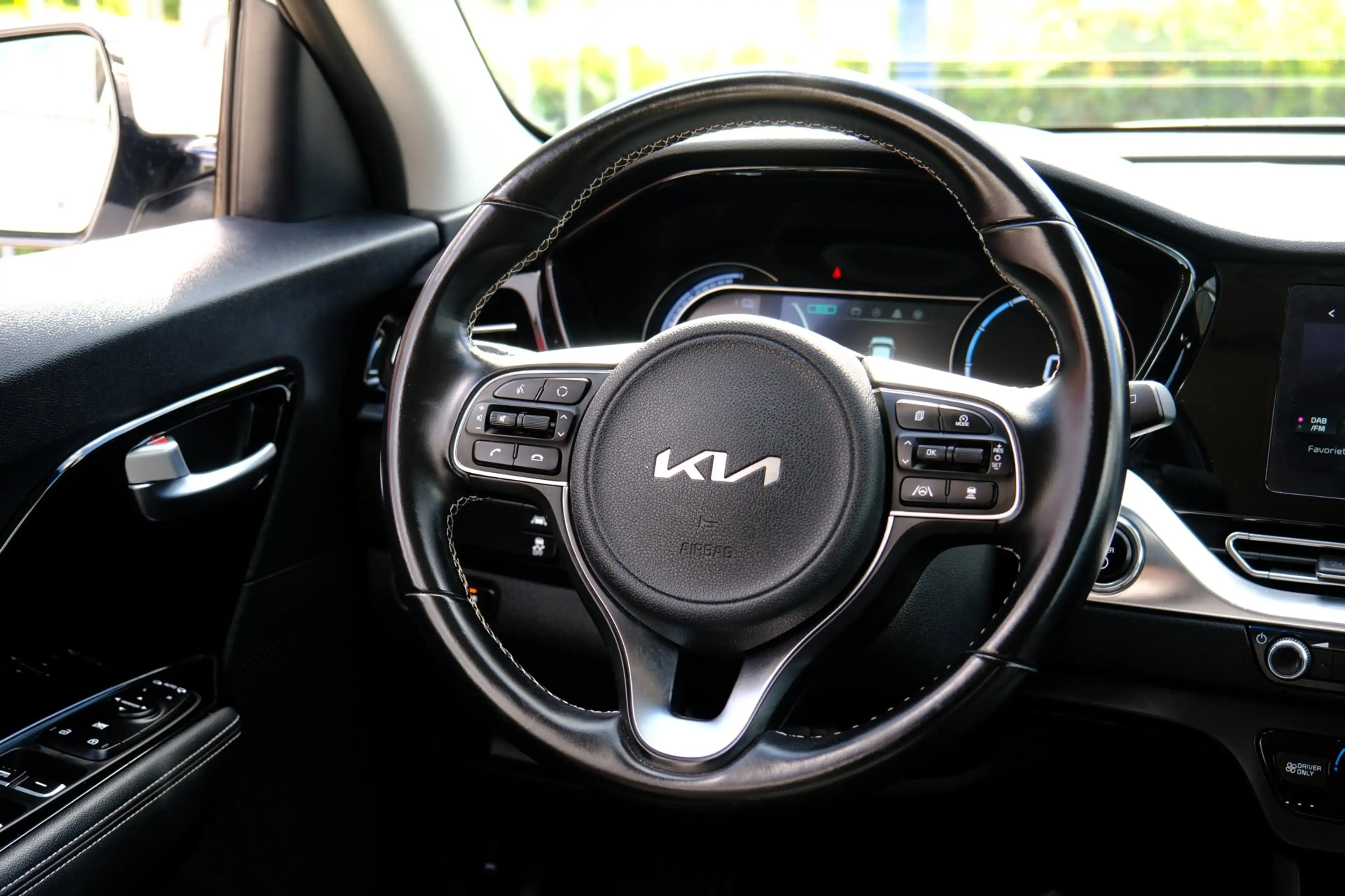 Kia e-Niro DynamicLine 64 kWh Aut. CarPlay|Adapt.Cruise|Navi| — photo 6