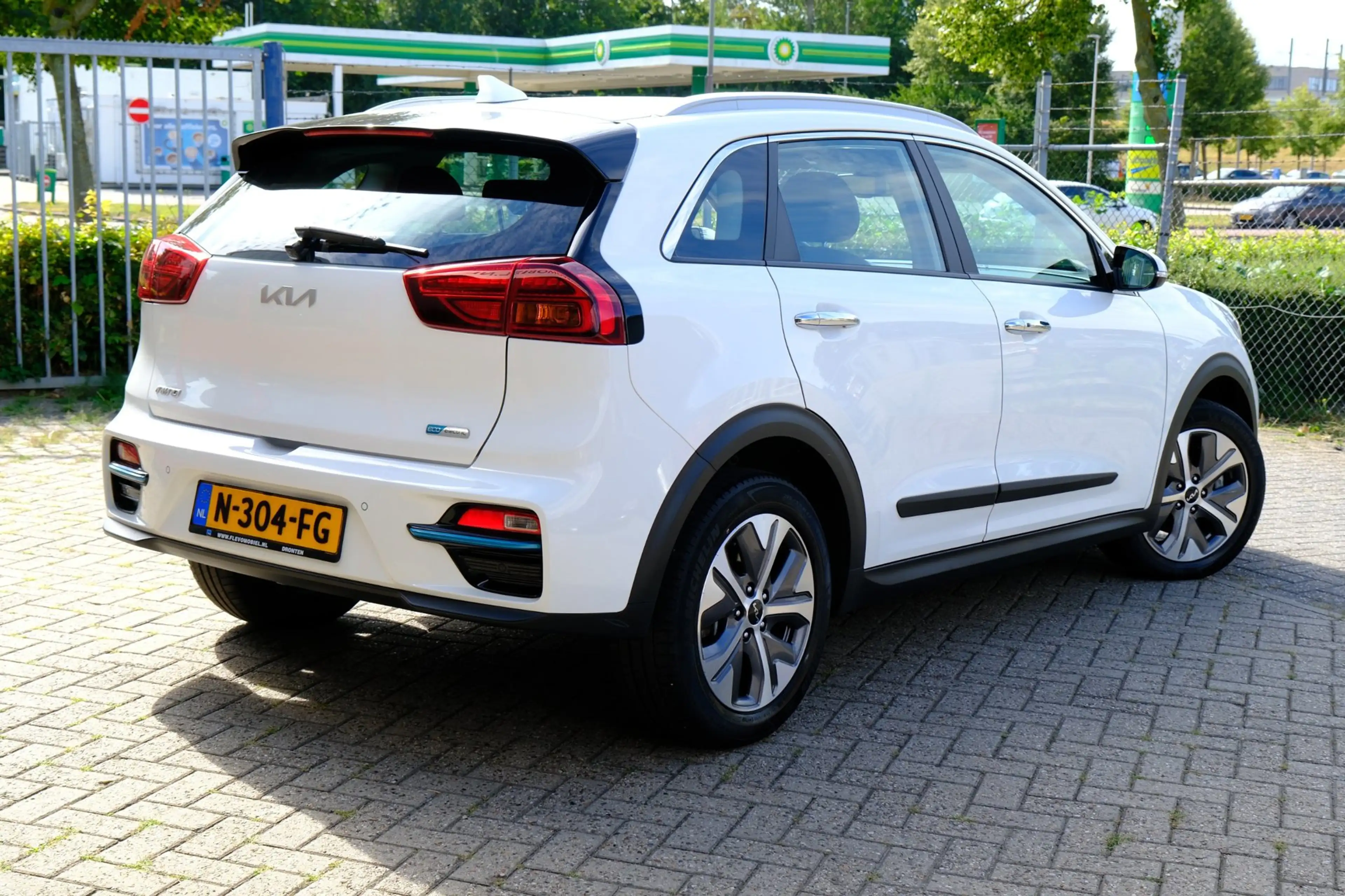 Kia e-Niro DynamicLine 64 kWh Aut. CarPlay|Adapt.Cruise|Navi| — photo 3