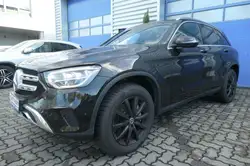 Mercedes-Benz GLC 200 GLC Diesel d 4Matic 9G TRONIC AMG Line LED Kamera Inspektion Neu Top Zustand!