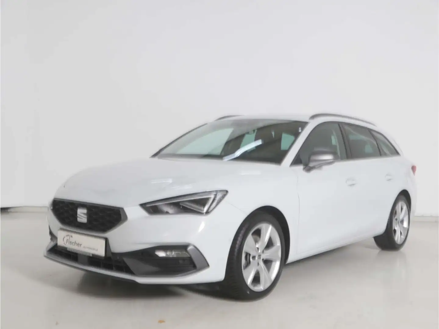 SEAT Leon Sportstourer 1.5 eTSI DSG FR LED/NAV/KAMERA Weiß - 2