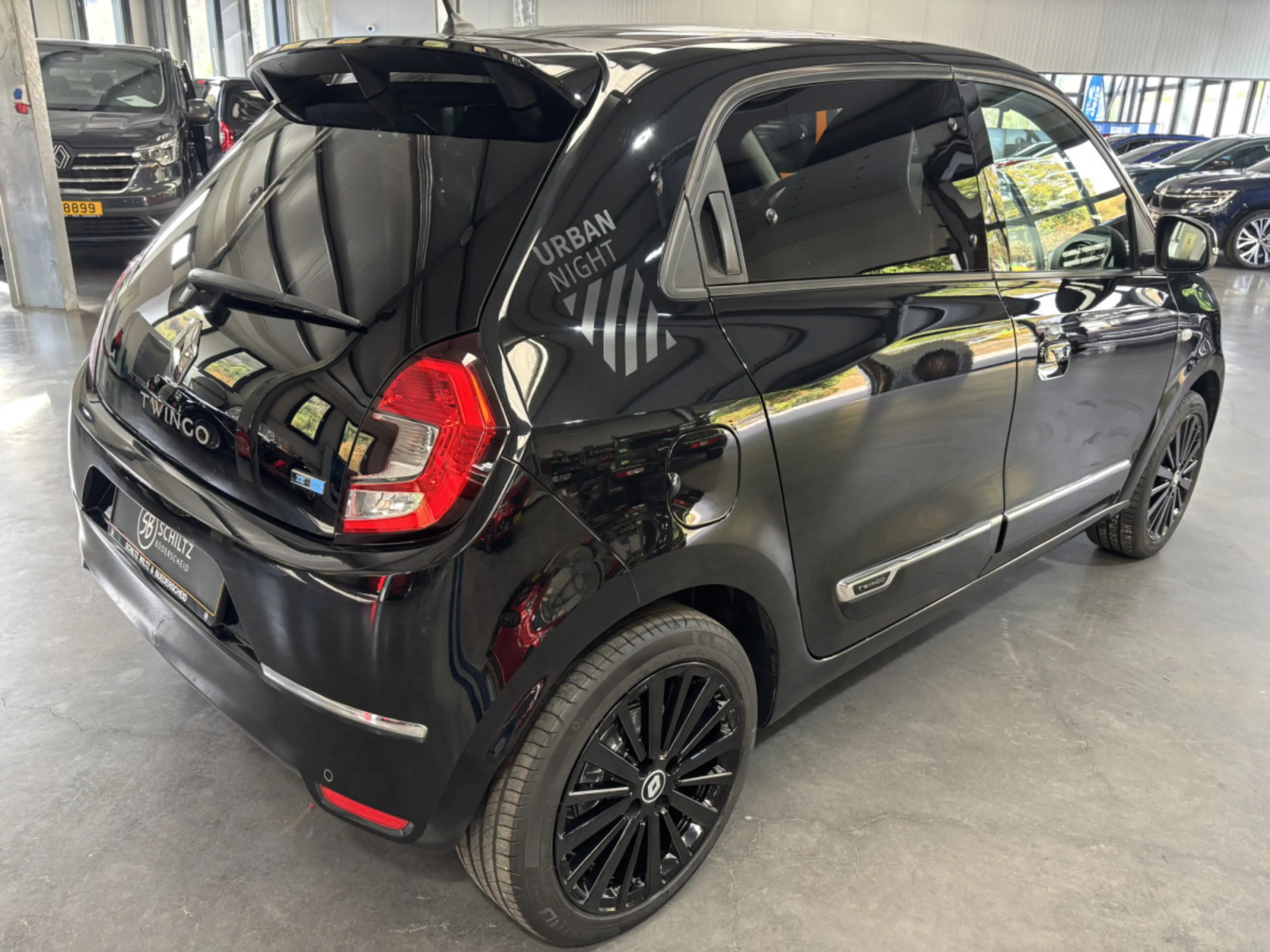 Renault Twingo Urban Night X 23kWh — photo 3