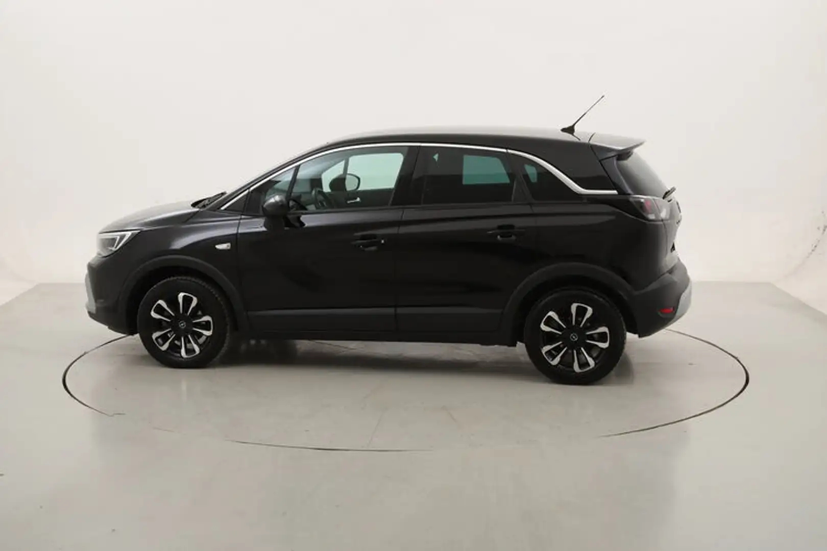 Opel Crossland X Elegance 1.2 Benzina 131CV Noir - 2