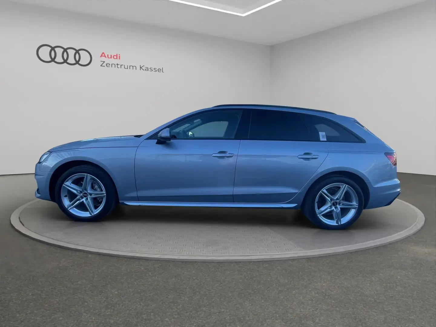 Audi A4 40 TDI quattro LED Navi HuD AHK PDC+ Zilver - 2