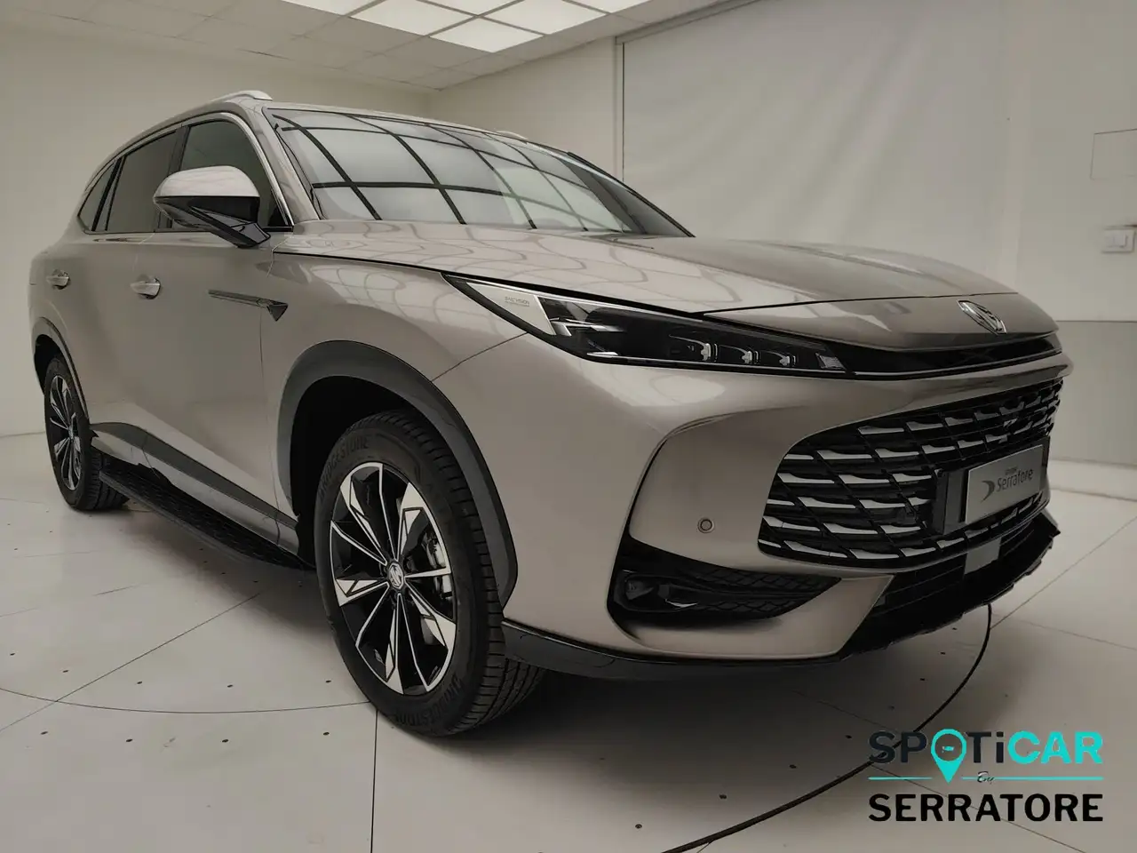 MG HS 2026