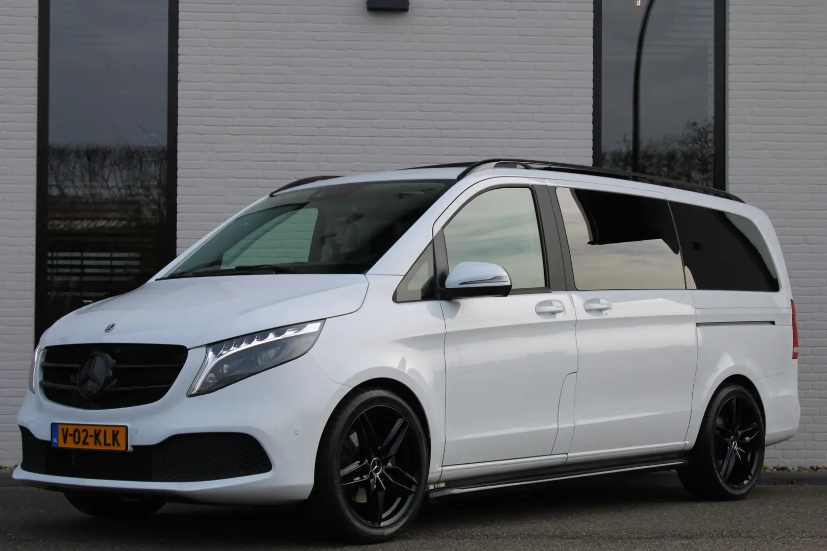 Mercedes-Benz V 250 250d / Lang / DC / Panorama / 2x Schuifdeur / MBUX Blanc - 2