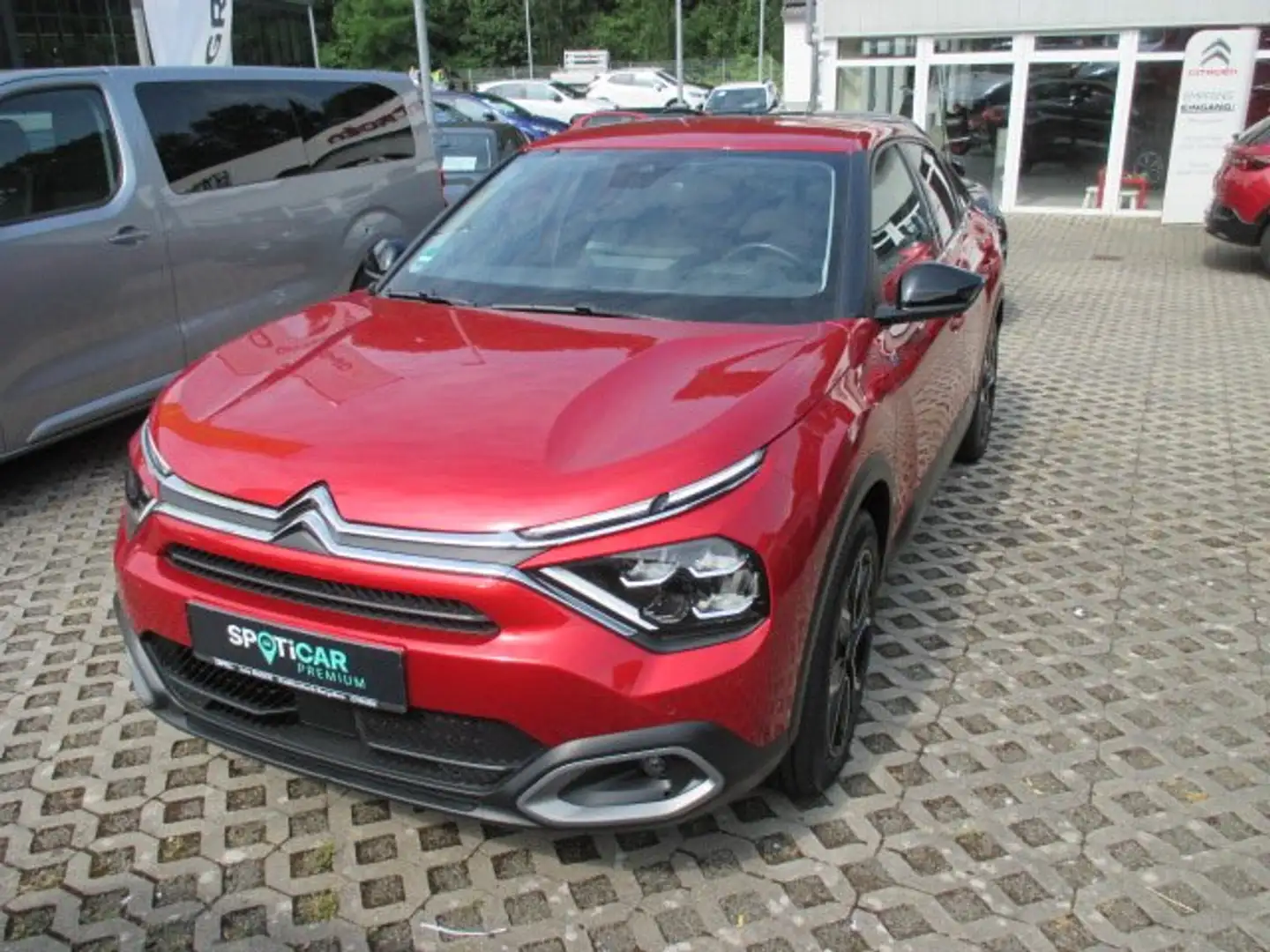 Citroen C4 ë- Shine Rouge - 1
