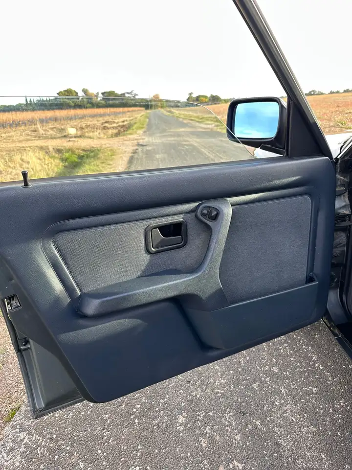 BMW 320i, foto 4
