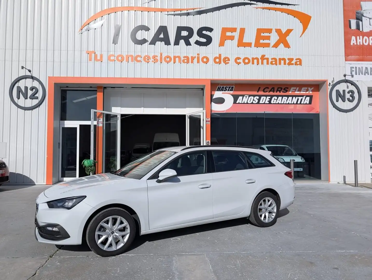 SEAT Leon 2.0 TDI 110kW S&S FR Go L Blanco - 1