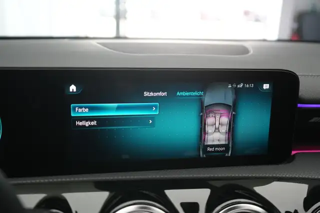 Mercedes-Benz Cla view 23