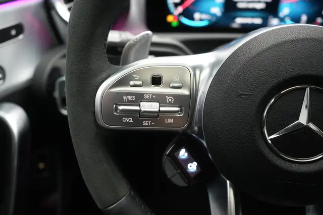 Mercedes-Benz Cla view 27