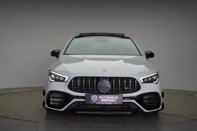 Mercedes-Benz Cla view 2