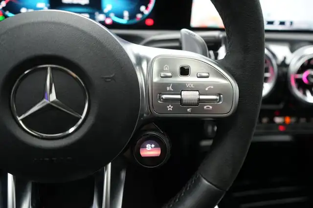 Mercedes-Benz Cla view 30